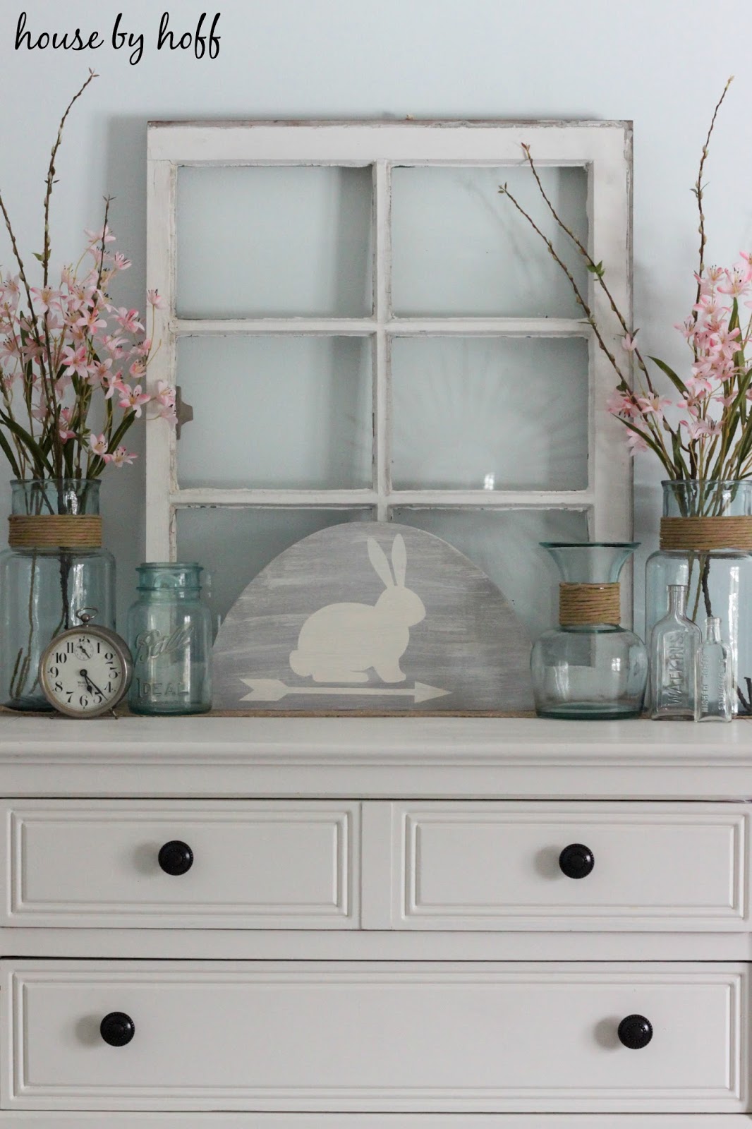 how to decorate for spring via housebyhoff.com