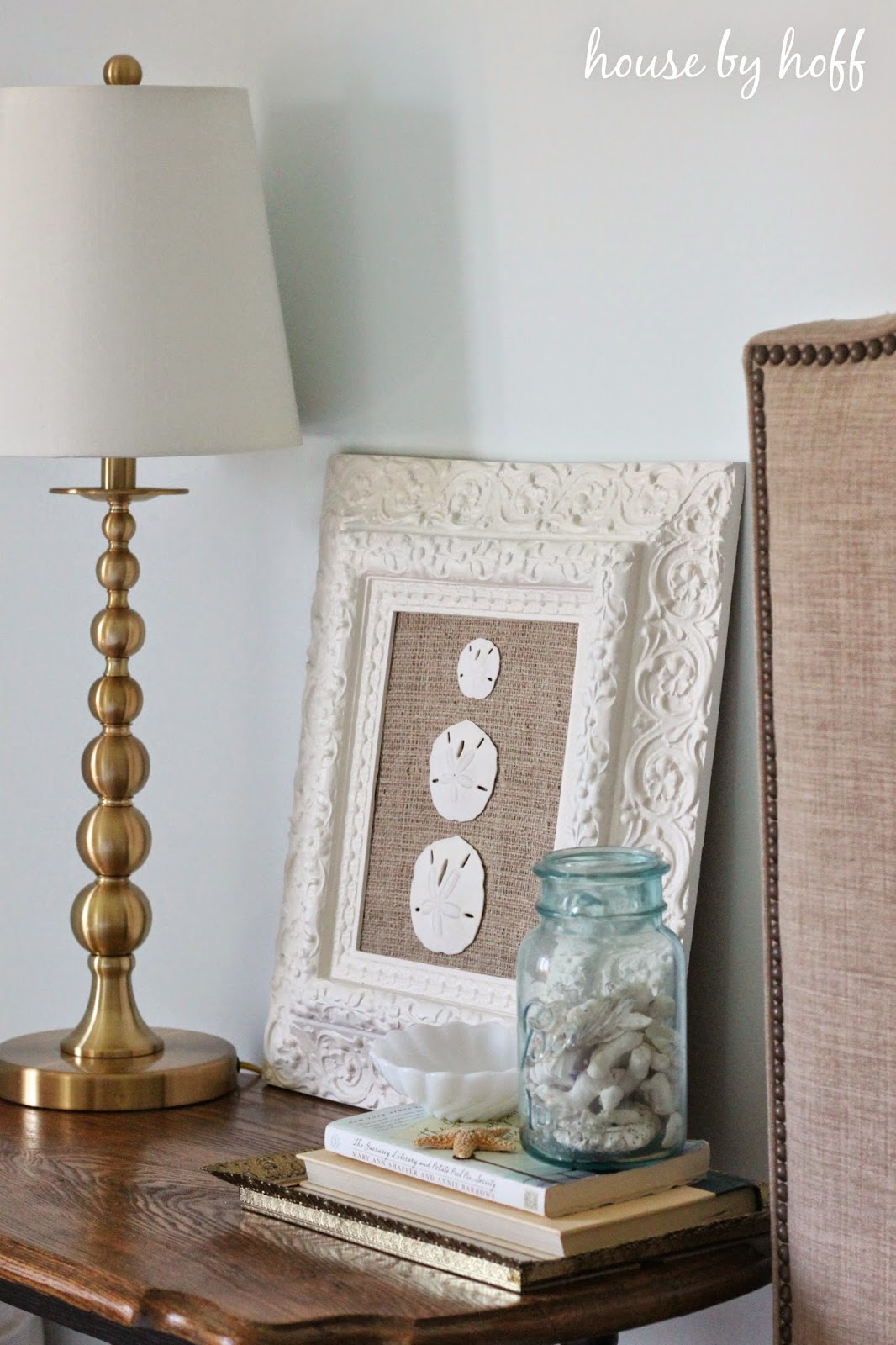 how to make seahshell art via housebyhoff.com how to make DIY seahshell art via housebyhoff.com