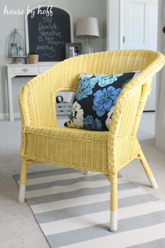 Spray Painted Wicker Chair, What Kind Of Spray Paint Can You Use On Wicker Furniture