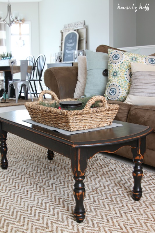 A herringbone rug in the living room.