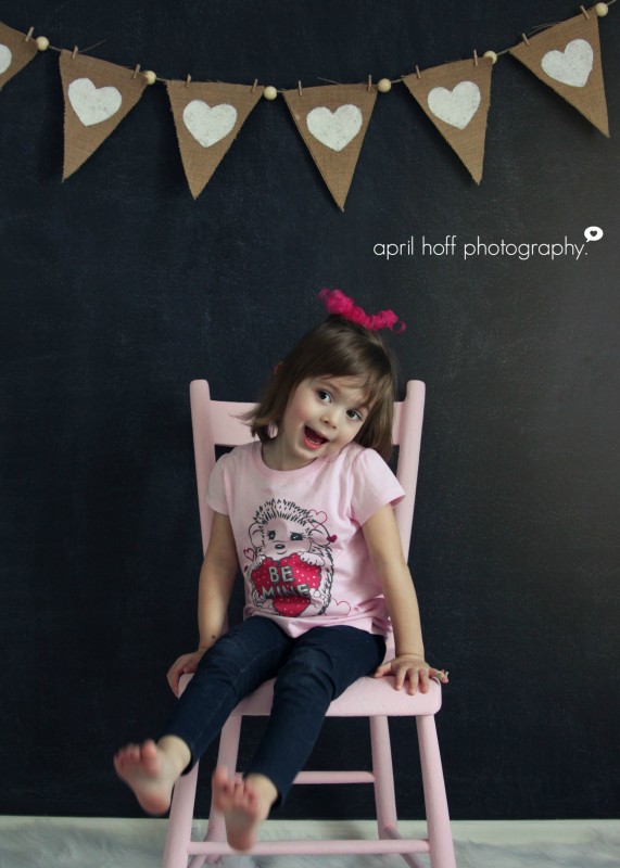 April Hoff Photography {How to Paint a Chalkboard Wall via House by Hoff}