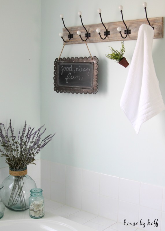 Decorating the Master Bath via House by Hoff