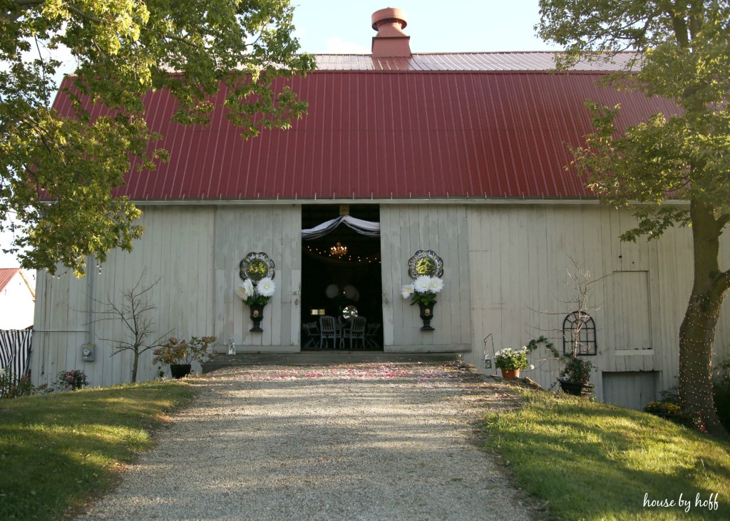 A Rustic-Glam Wedding Reception via House by Hoff