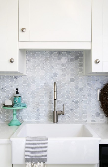 Grey hexagon backsplash tile.