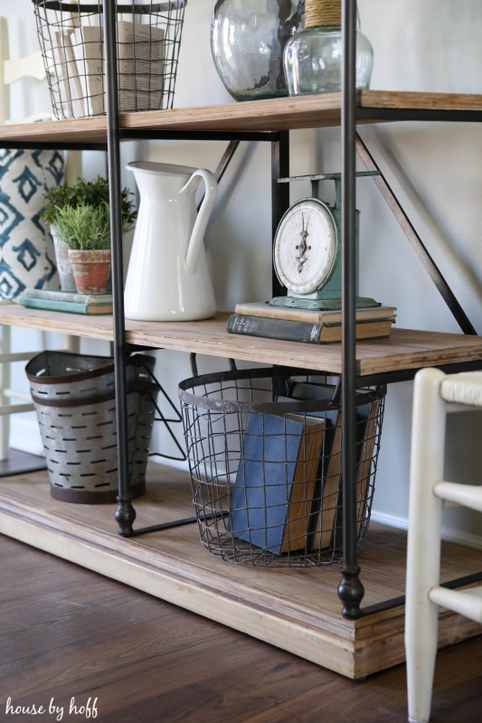 Finding the Perfect Open-Shelving via House by Hoff