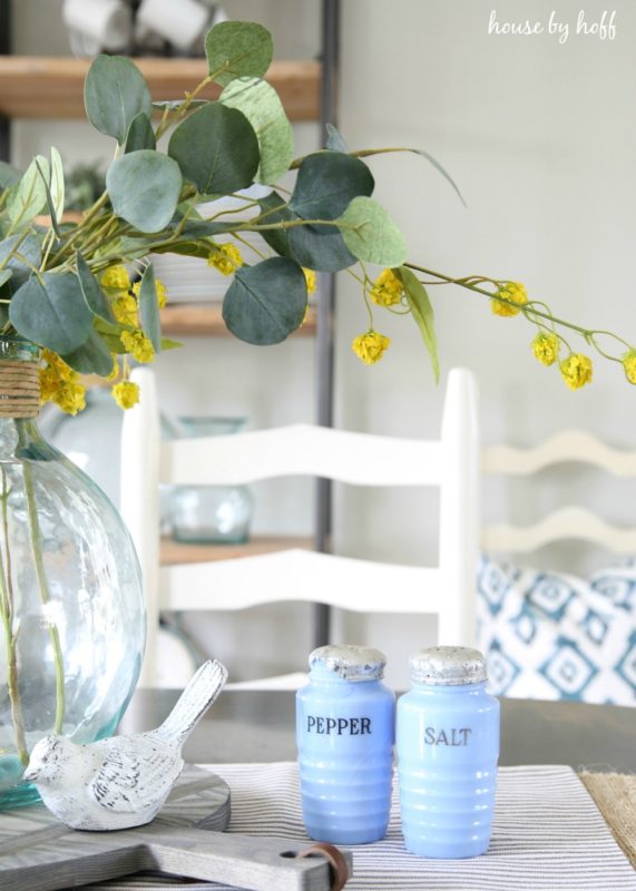 Vintage Pops of Blue via House by Hoff2