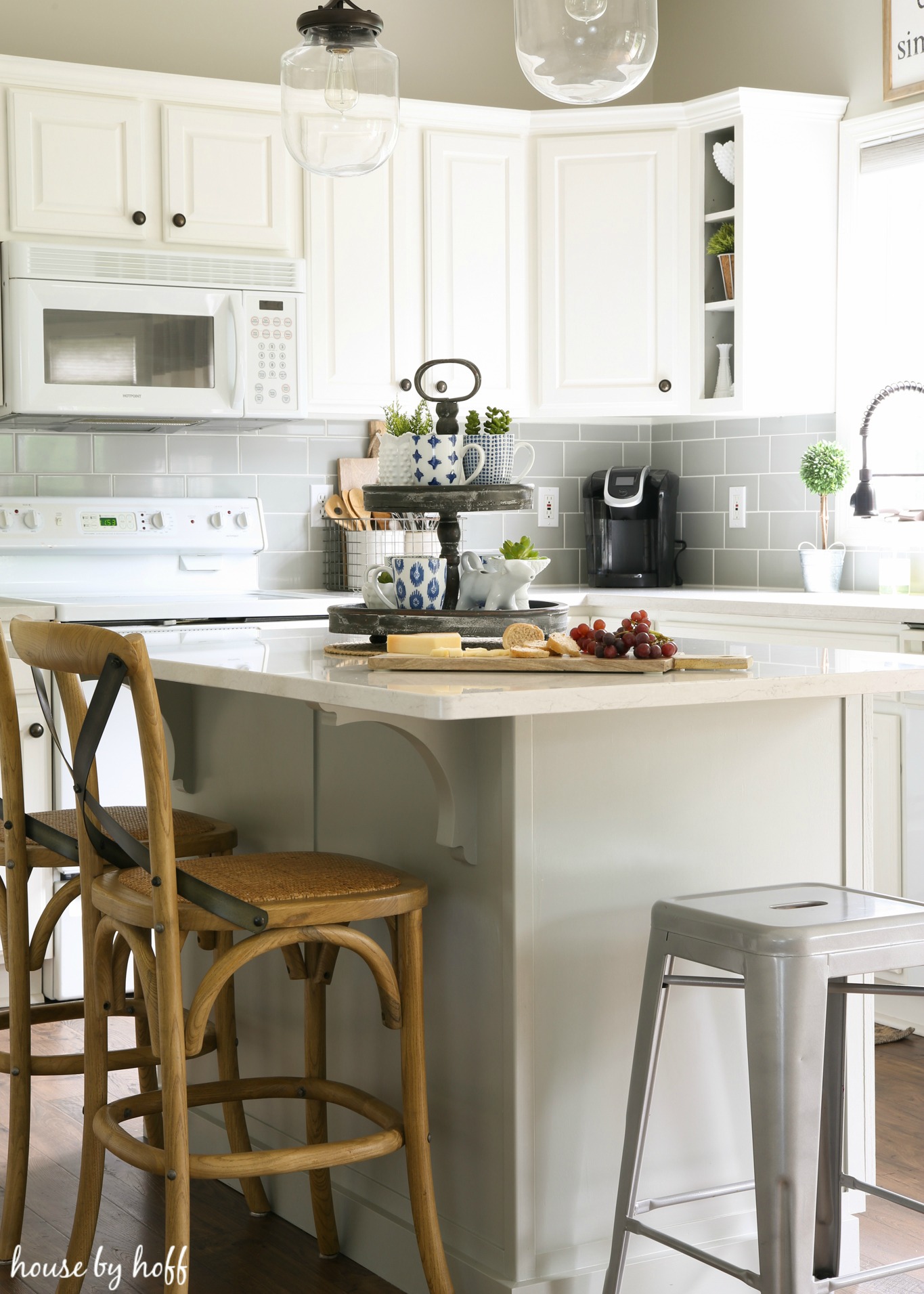 Modern Farmhouse Kitchen Makeover