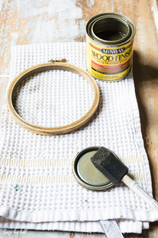 Staining the hoop wreath.