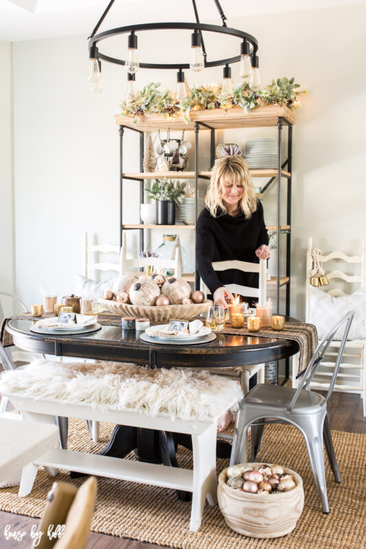 Ornament Centerpiece in Dining Room with Open Shelves.