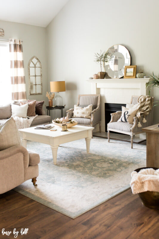 Neutral fall decor in neutral living room